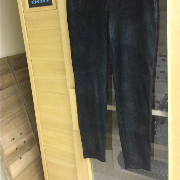 Highline Collective vegan leather leggings sz s/p - Picture 9 of 11